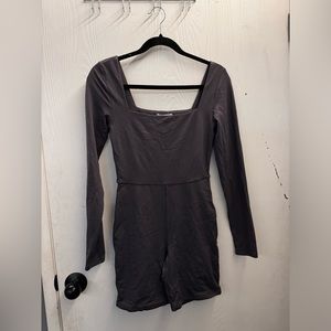 Babaton Longsleeve Romper